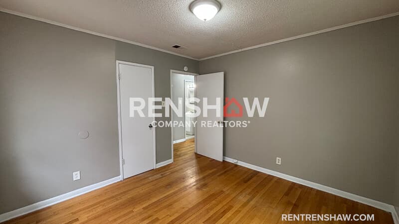 Memphis House: 5022 Byron Rd