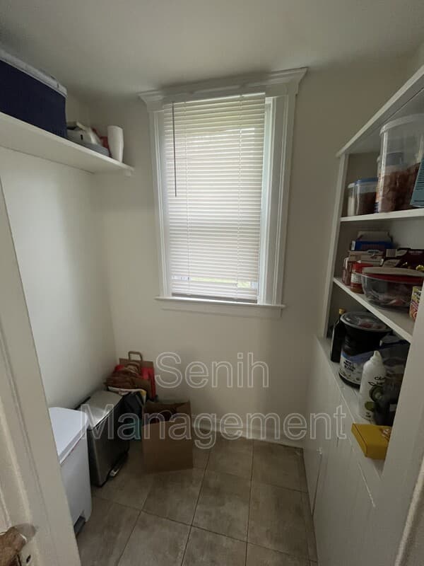 Detroit House: 4190 Hurlbut St