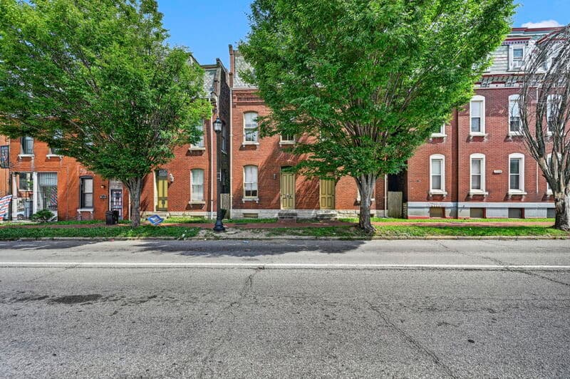 Saint Louis Condo: 1704 S Tucker Blvd