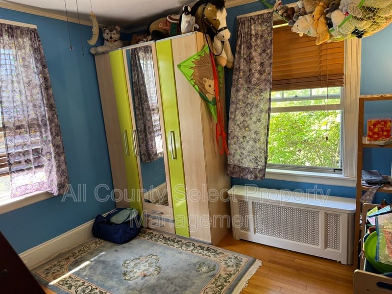 Beverly House: 38 Baker Ave