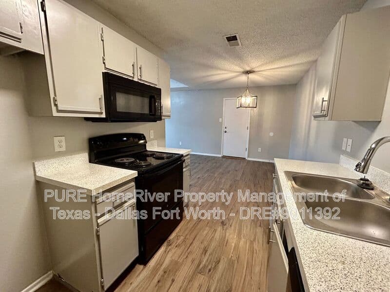 North Richland Hills Condo: 7514 Connie Lane