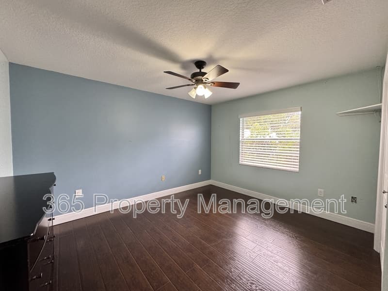 Spring Hill House: 6153 Mountain Way Avenue