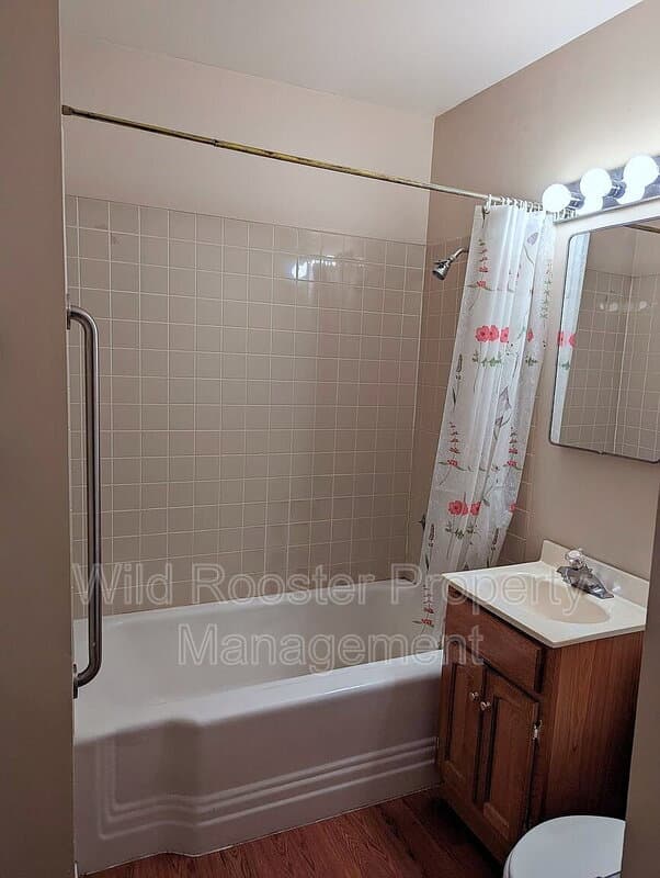 Sacramento Condo: 5320 Roger Way