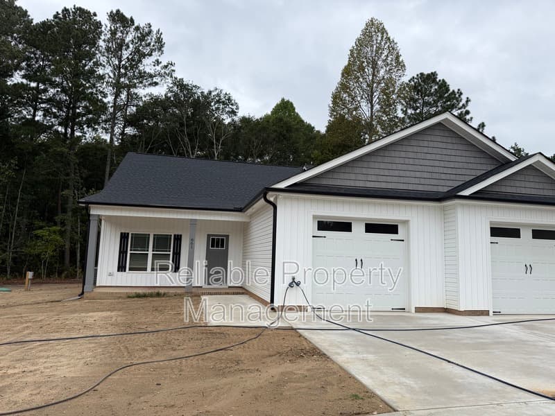 Clayton Condo: 861 Jack Rd