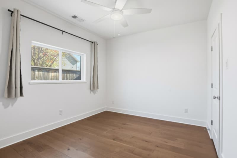 Fort Worth House: 2825 Townsend Drive