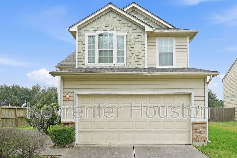 Fresno House: 3310 Jib Ct