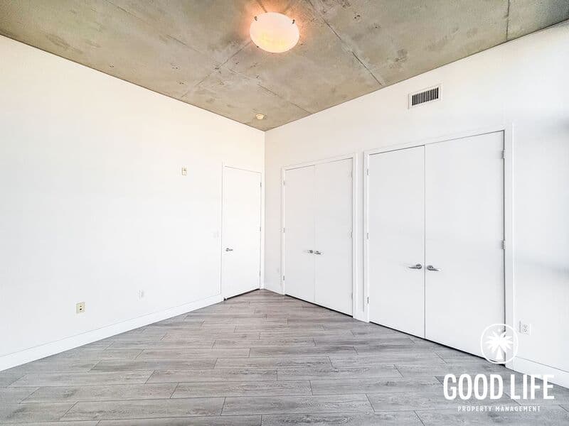 San Diego Condo: 527 10th Ave