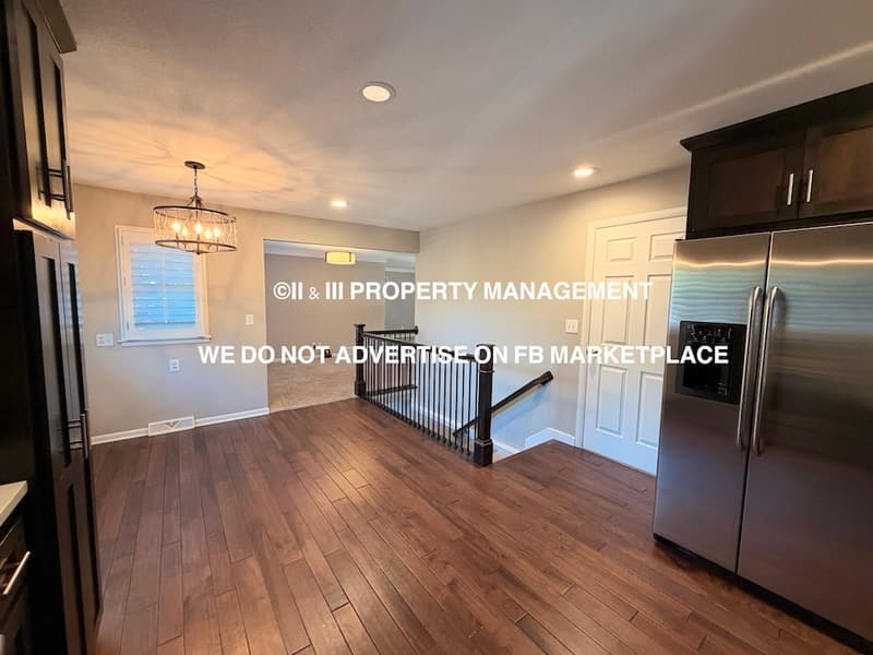 Kansas City House: 24 Northeast Normandy Lane