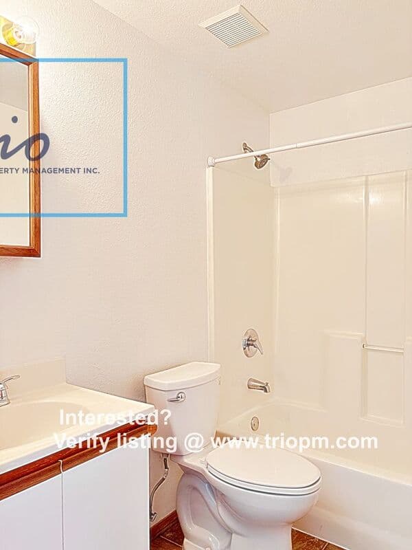 Eugene Condo: 112 Lea Avenue