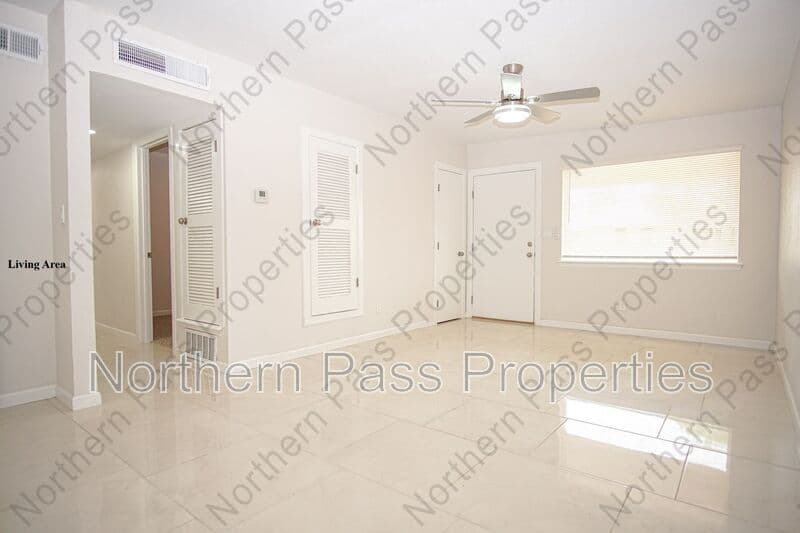 El Paso House: 4920 Alps