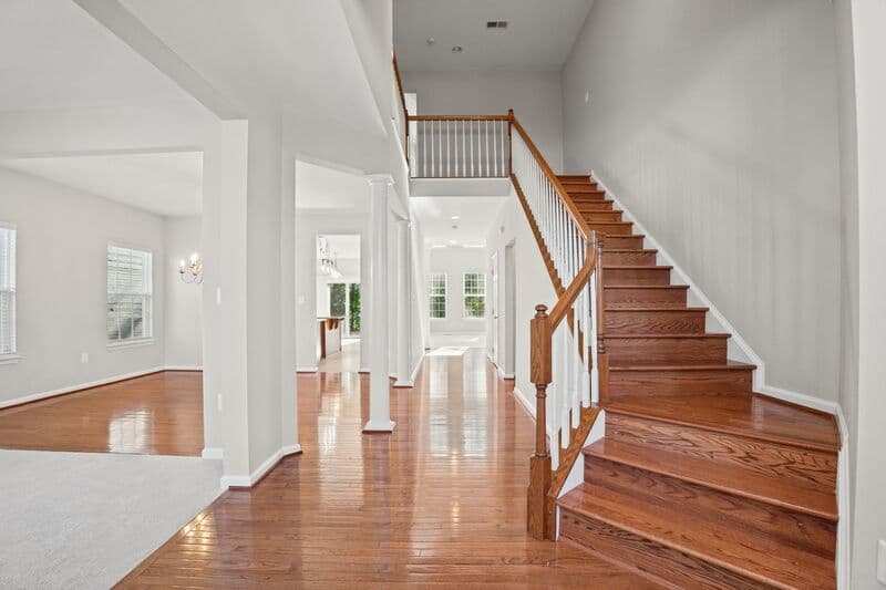 Fredericksburg House: 1100 Wright Court