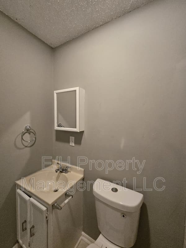 Douglass Condo: 612 South Forrest Street