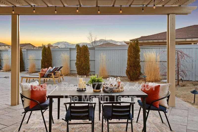 Reno House: 9915 Sea Breeze Lane