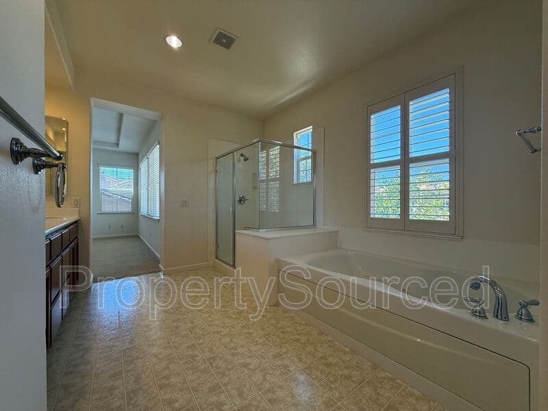 Tracy House: 2099 Frank Blondin Lane