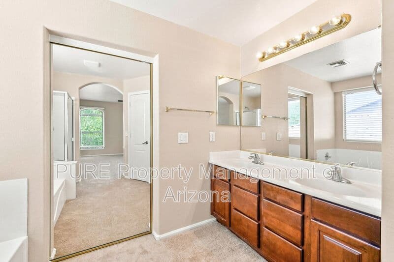 San Tan Valley House: 29785 N Blackfoot Daisy Dr