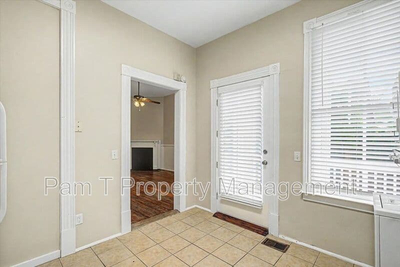 Savannah Condo: 546 E Huntingdon
