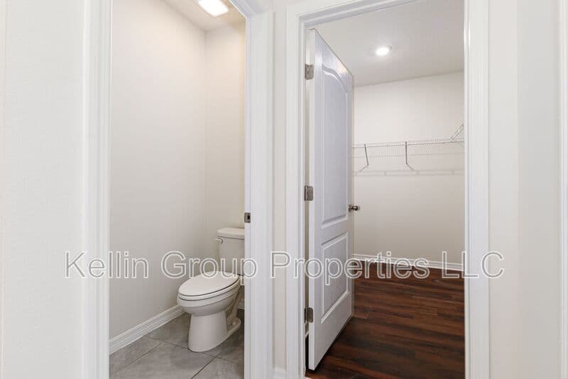 Haines City House: 972 Serchio St