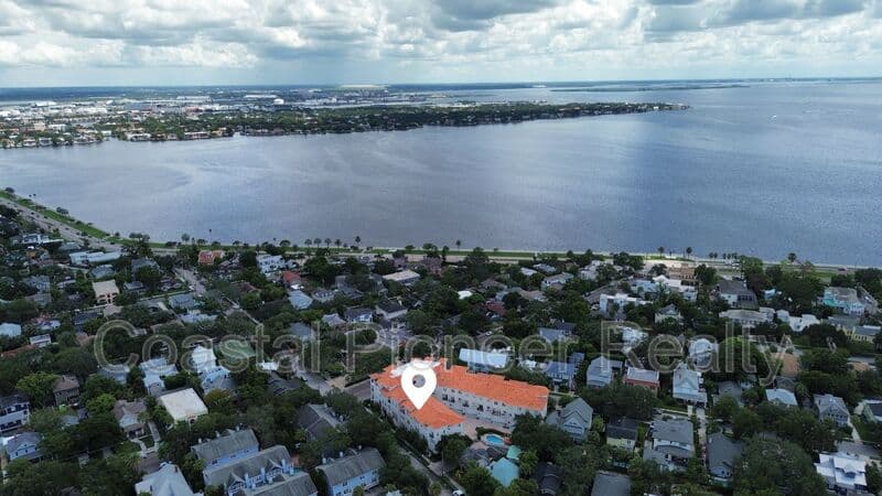 Tampa Townhome: 1001 S Rome Ave