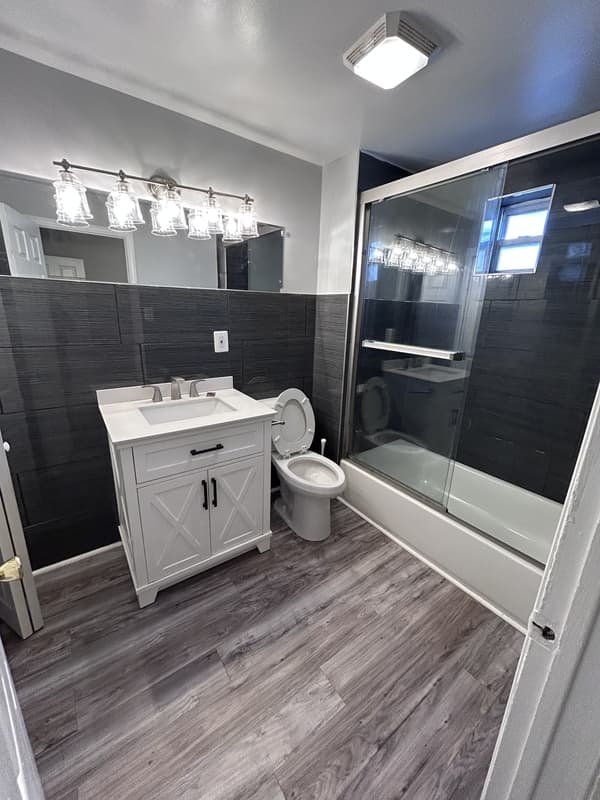 Philadelphia House: 874 North Uber Street