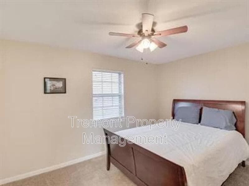 Chattanooga House: 615 Snow St