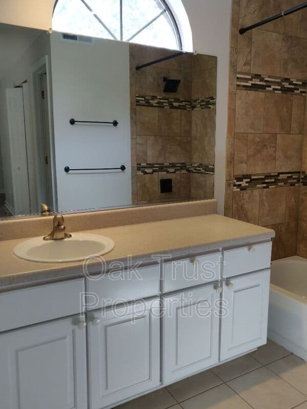 Mt Pleasant Condo: 1829 Villa Maison