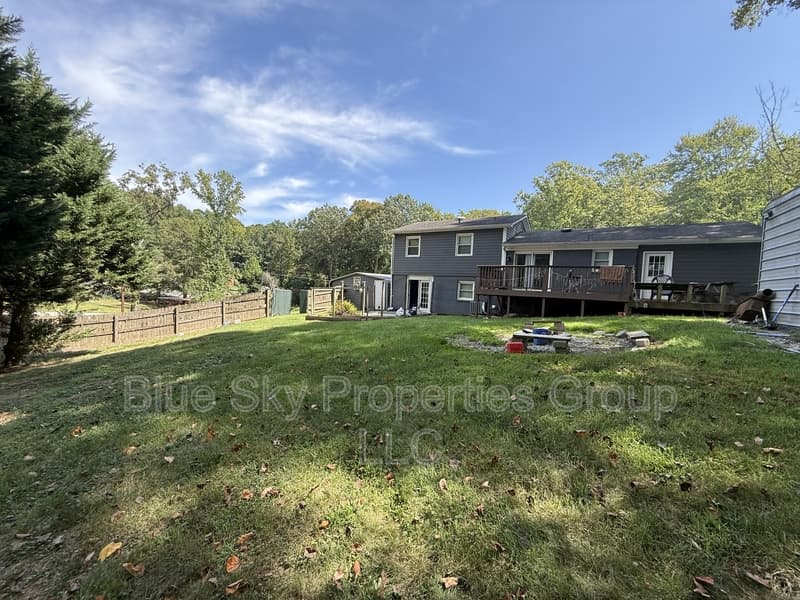 Raleigh House: 7010 Sorrell Lane - 3