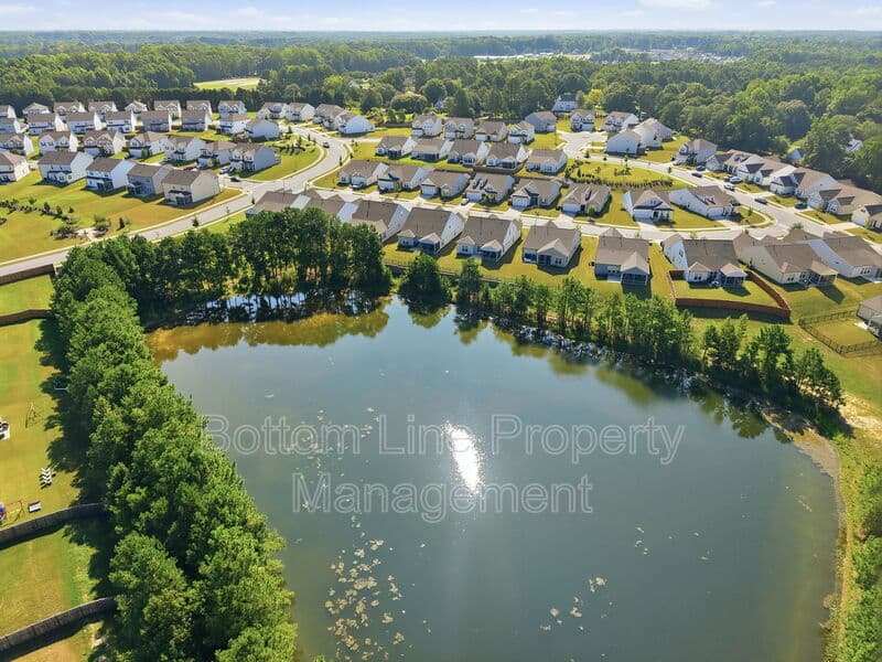 Fuquay Varina House: 2230 Bethpage Dr
