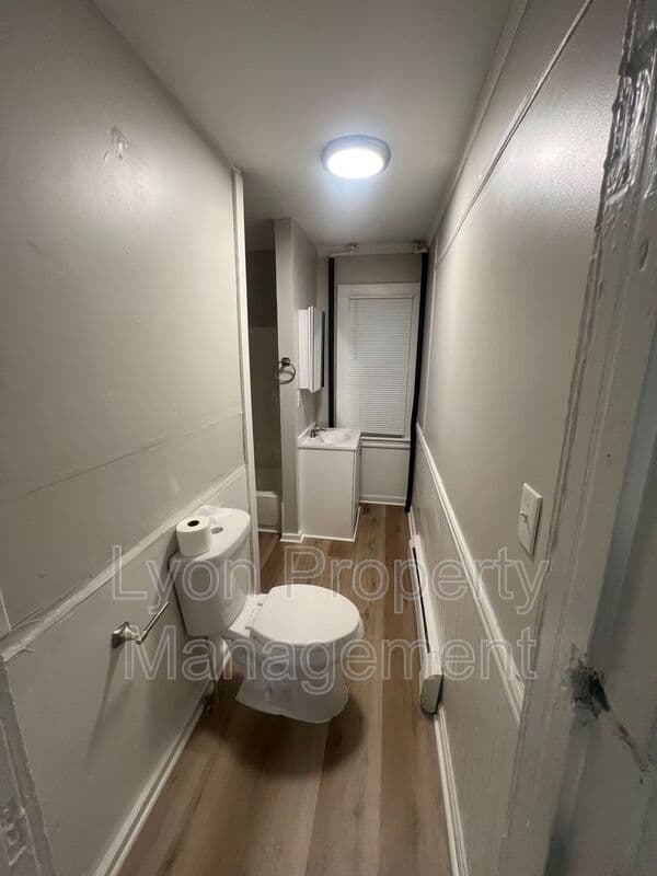 NEW BRITAIN Condo: 11 EAST LAWLOR STREET