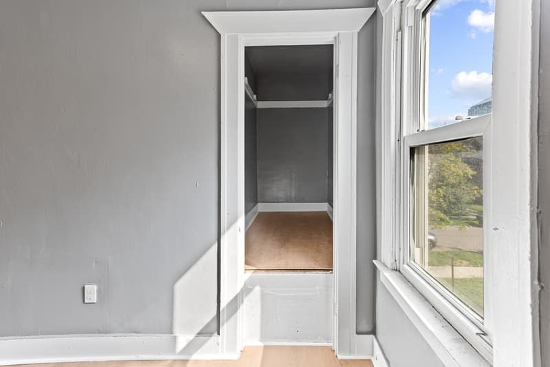 Detroit Condo: 2045 Clements Street - 2