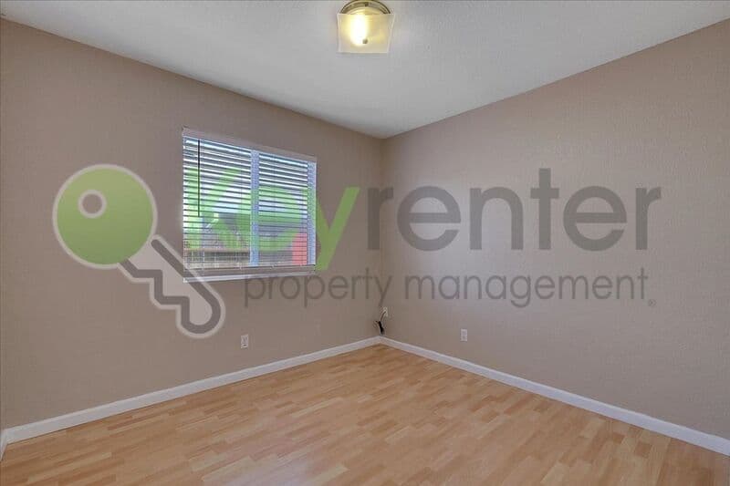 Antelope House: 8645 Meandering Way
