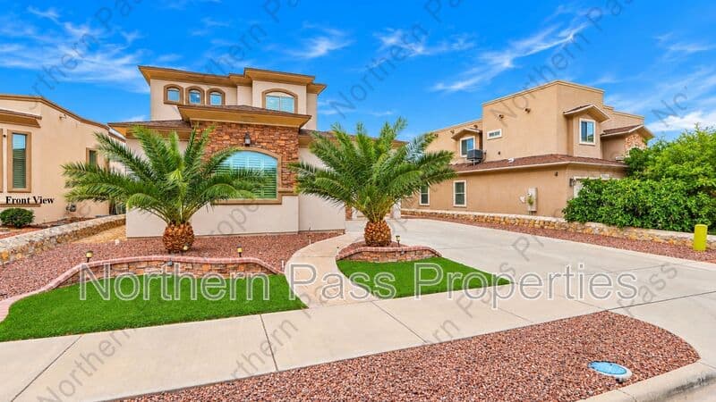 El Paso House: 3141 Spring Willow