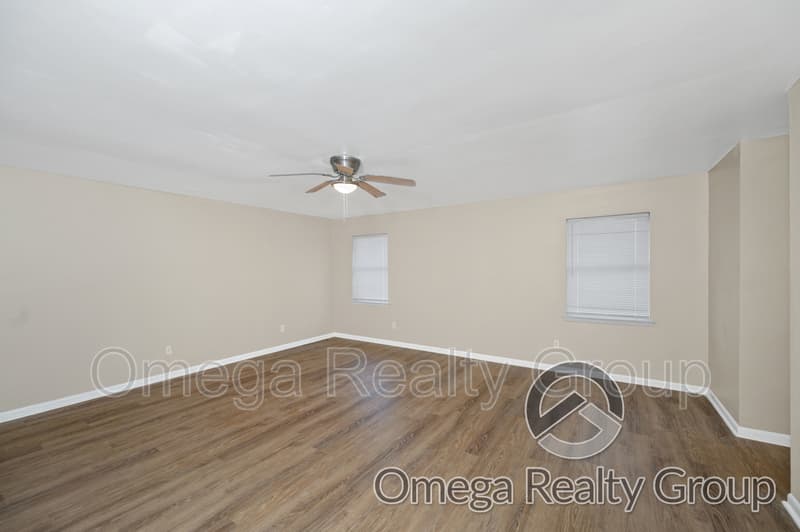 Theodore House: 5451 Quail Run E