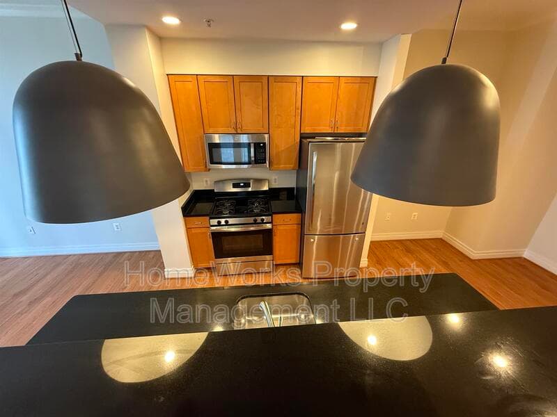 Baltimore Condo: 414 Water Street