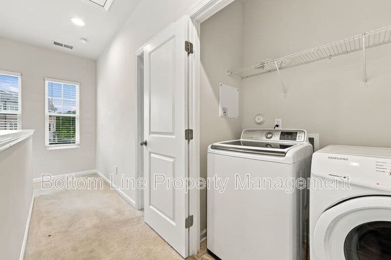 Apex Townhome: 1421 Salem Creek Dr