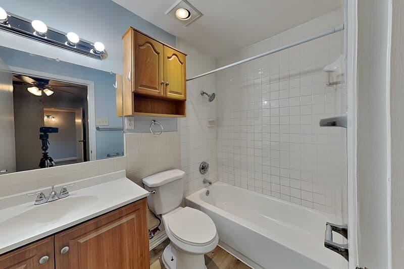 Plano House: 1913 Briarwood Dr