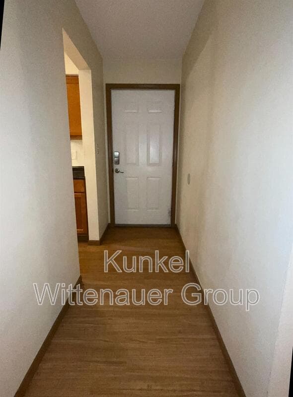 Swansea Condo: 1811-4 Jamestown Road