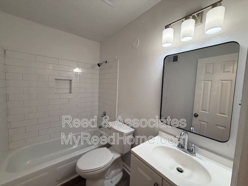 Southaven House: 42 Stonebrook Cove