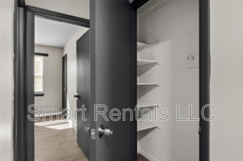 St. Louis Condo: 3112 Arsenal Street - 9