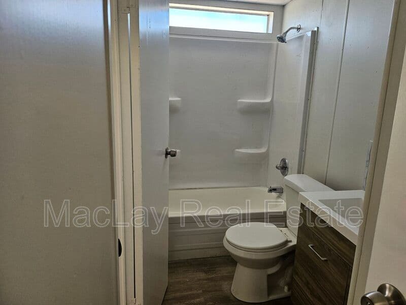 Casa Grande House: 1113 W. Corinthian Circle