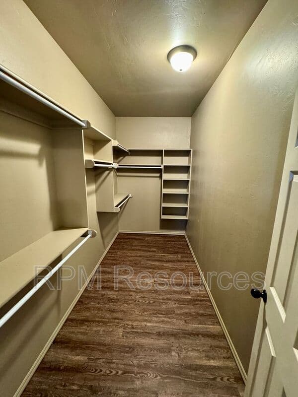 El Reno Condo: 1826 Cypress Lane