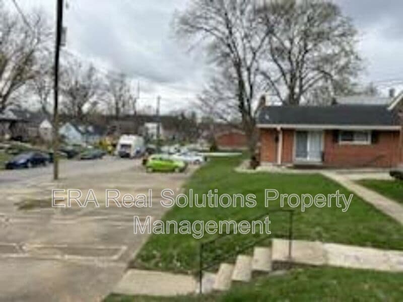 Cincinnati Condo: 229 Rockaway Avenue