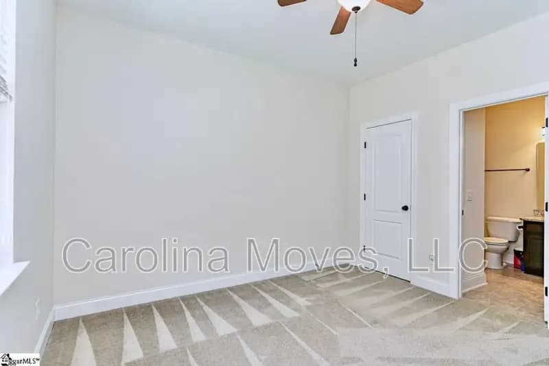 Simpsonville House: 4 Cedar Hill Court