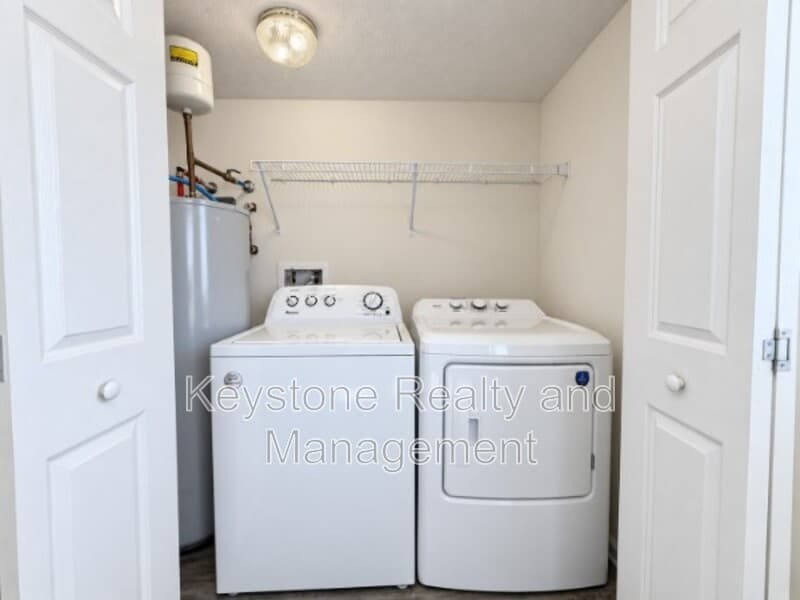 Clarksville Townhome: 512 Peachers Ridge Road