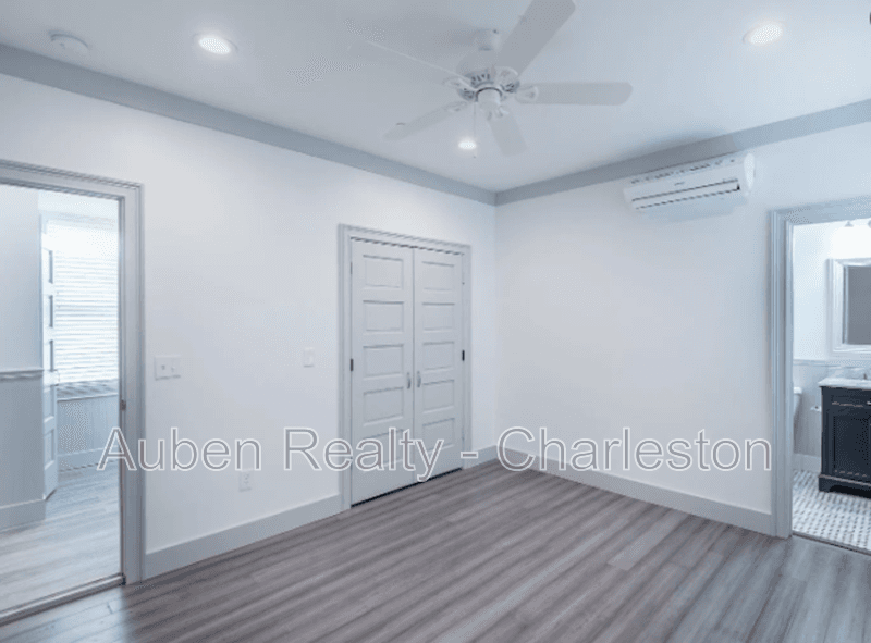Charleston Condo: 321 Ashley Avenue