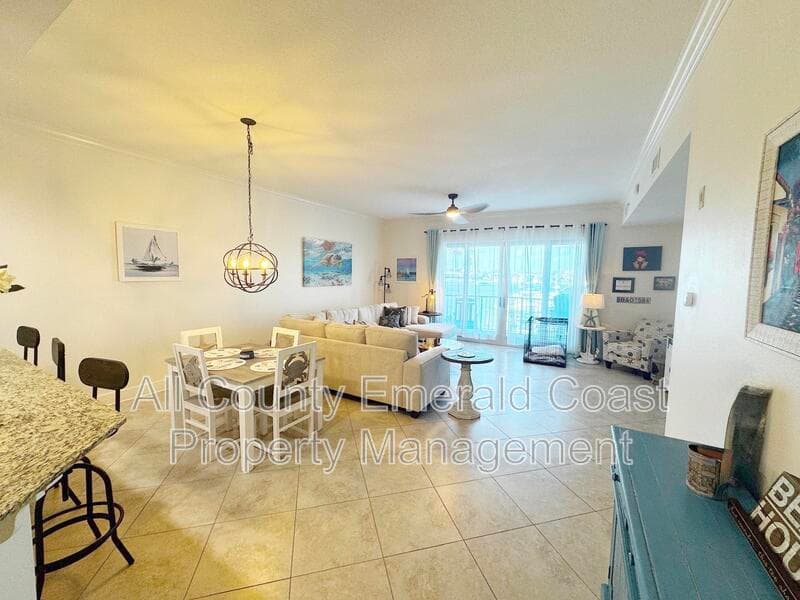 Destin Condo: 211 Durango Road