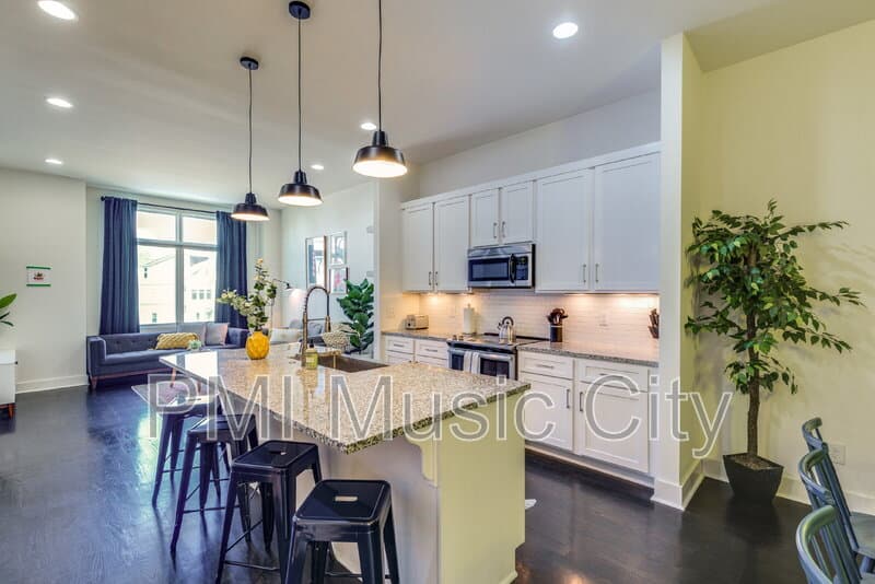 Nashville Townhome: 1027 Wedgewood Ave