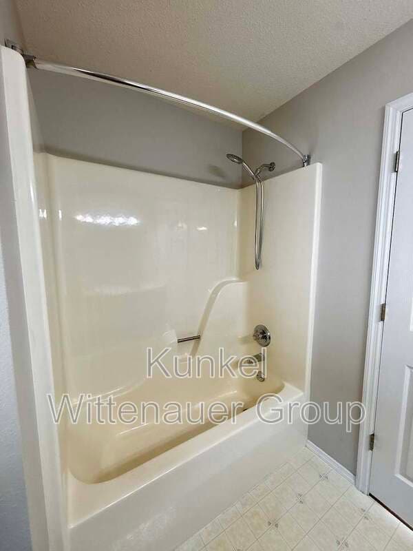 O'Fallon House: 1514 Peach Orchard Ln