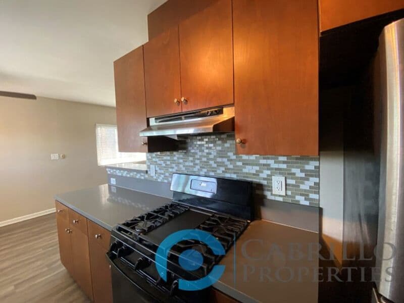 San Diego Condo: 4774 Mansfield Street