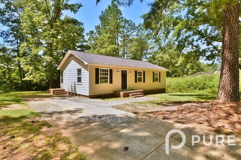 Columbia House: 1017 Rockymount Rd