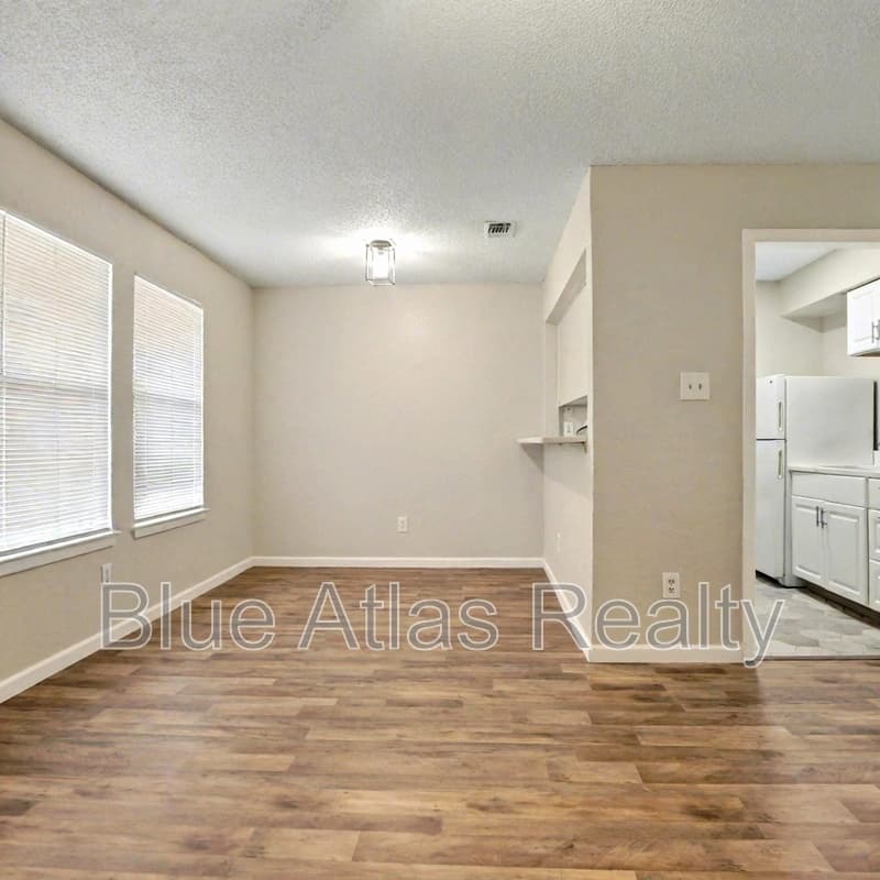 Fort Worth House: 5519 Wellesley Avenue - 1